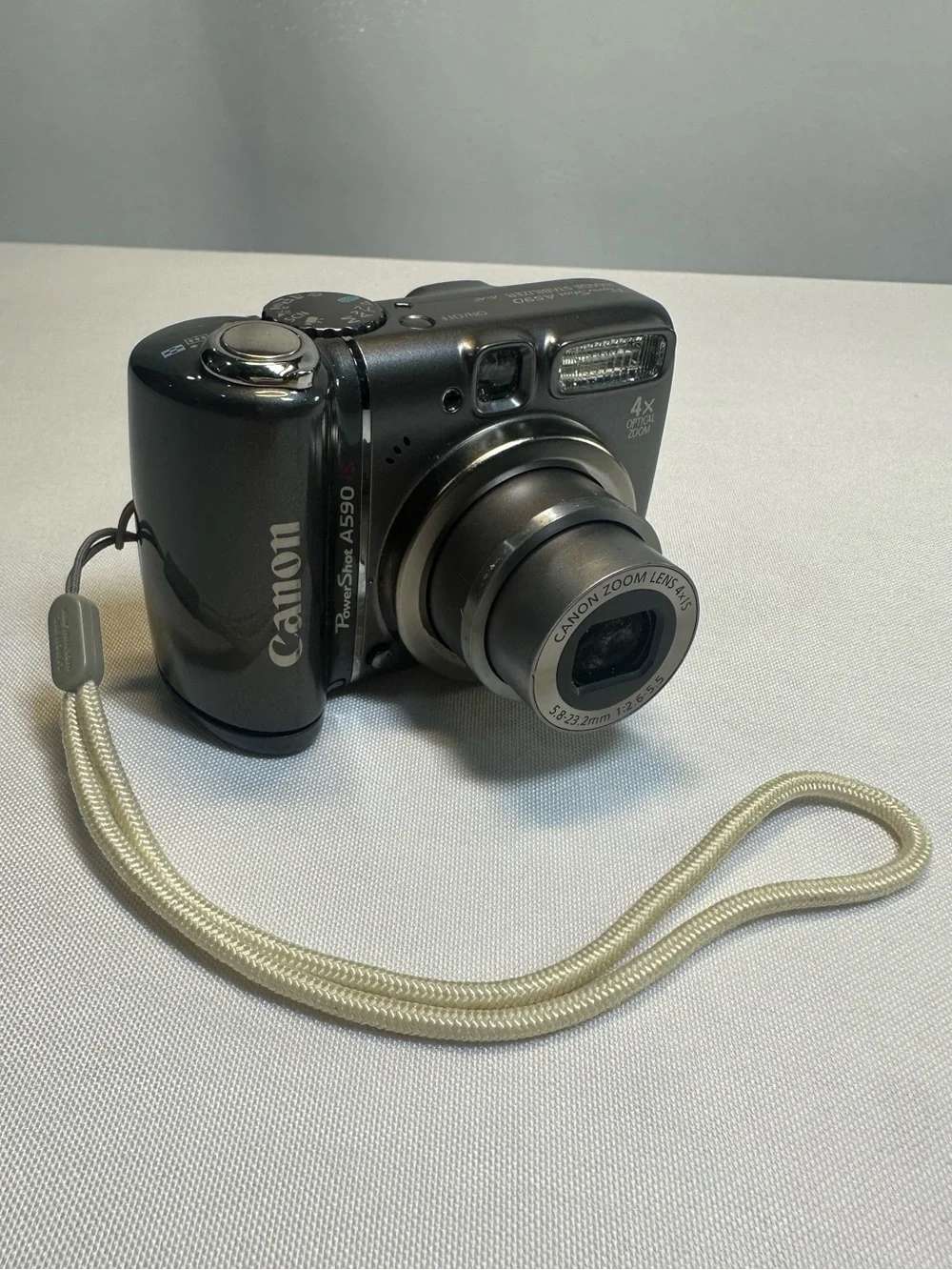 Canon PowerShot A590 IS 8.0 MP Digital Camera Works Well w/Strap & 8GB SD Card